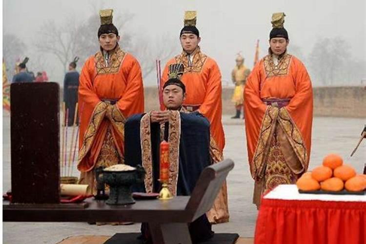 寒衣节是中国民间的传统