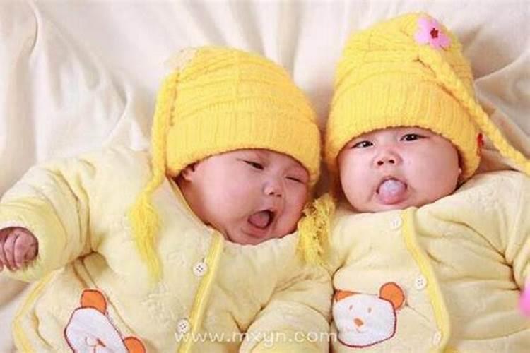 梦到自己怀双胞胎是什么意思