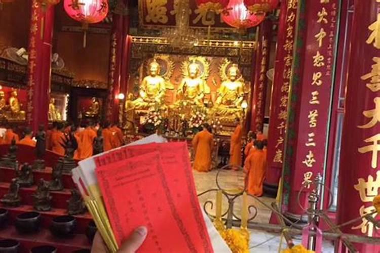 去上海城隍庙怎么请太岁符