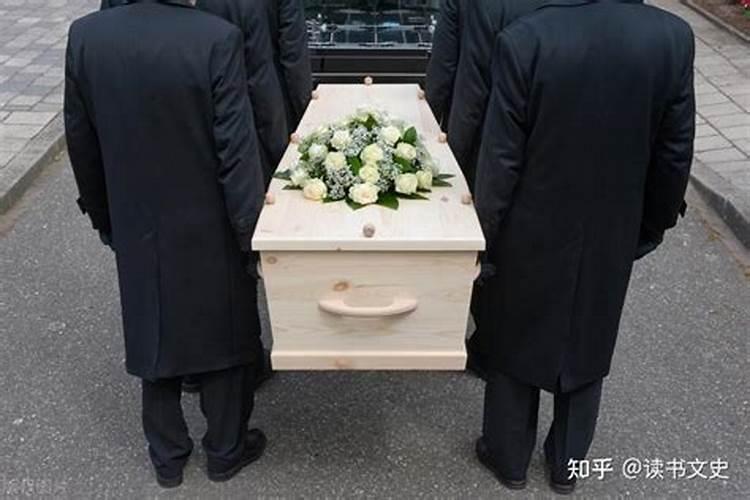 梦见死去的爷爷死了躺在棺材里